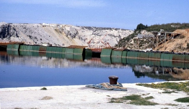 MASLENICA 1994 > Die Pontonbrücke