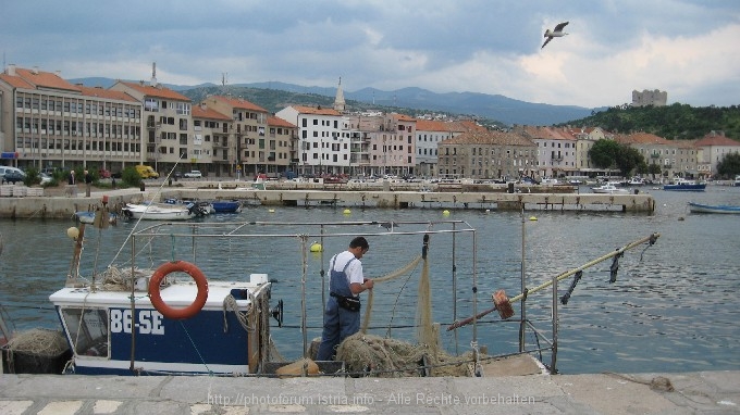 SENJ > Am Hafen