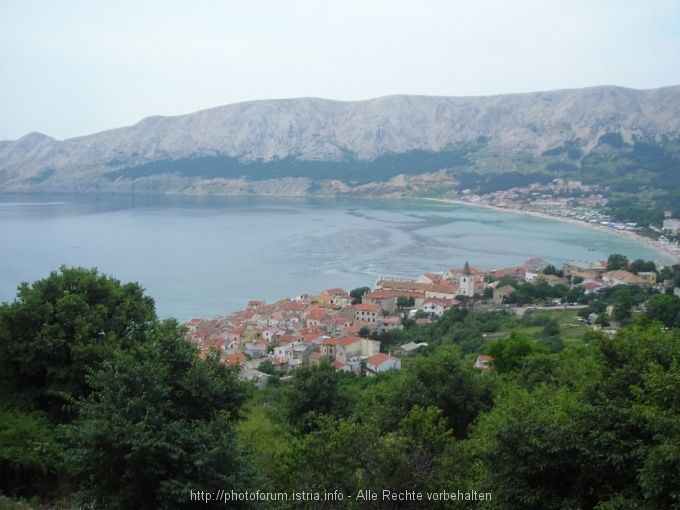 BASKA > Stadt und Strand