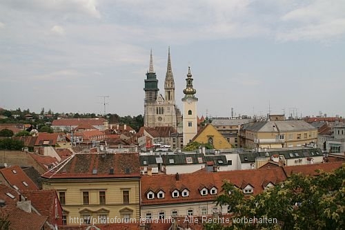 ZAGREB > Blick zur Kathedrale