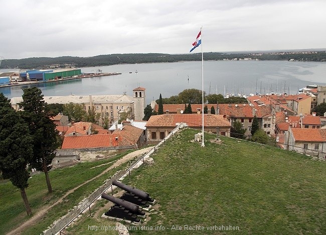 PULA > eine Festungsstadt