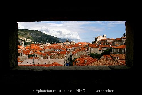 DUBROVNIK > Fensterblick