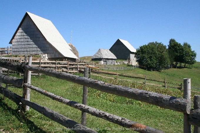 Durmitor > Weg zum Zmijinje Jezero 5