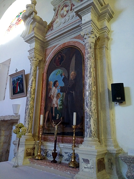 Kirche_Mari_Verkndigung_Altar1.jpg