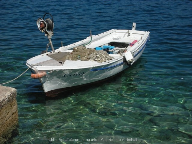 Kvarner Inseln: CRES > Fischerboot in Valun