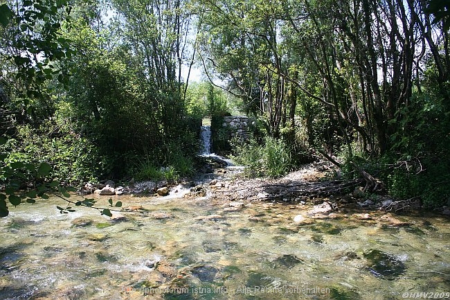 FLUSS LJUTA