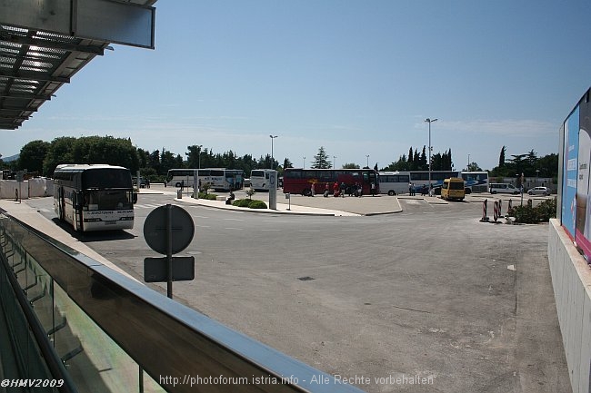 FLUGHAFEN DUBROVNIK > Busparkplatz