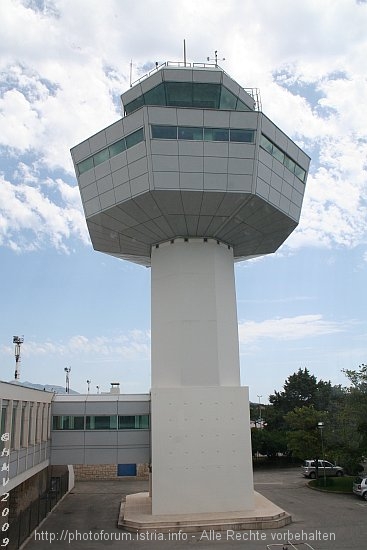 FLUGHAFEN DUBROVNIK > Tower