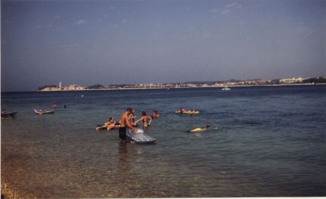 POREC > Lanterna > Kiesstrand