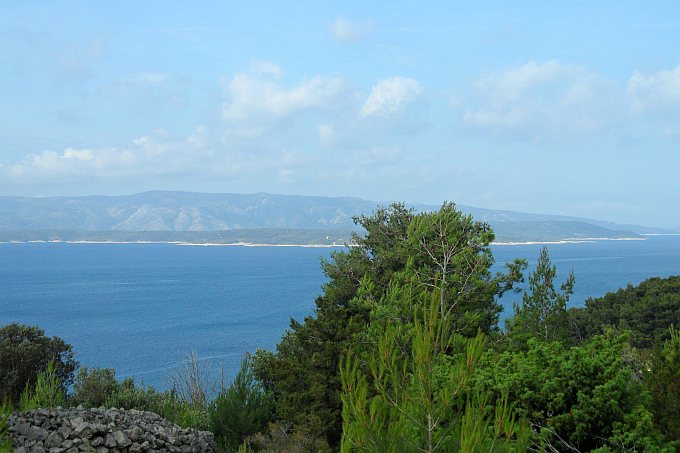 Wanderung nach Blaca 03 > Blick nach Hvar