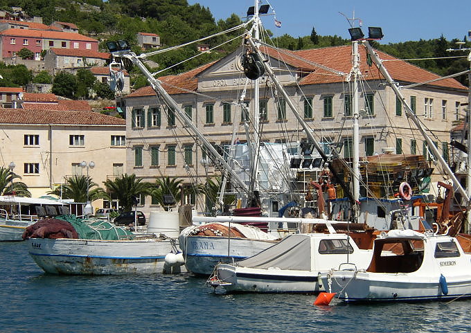 VELA LUKA > Hafen