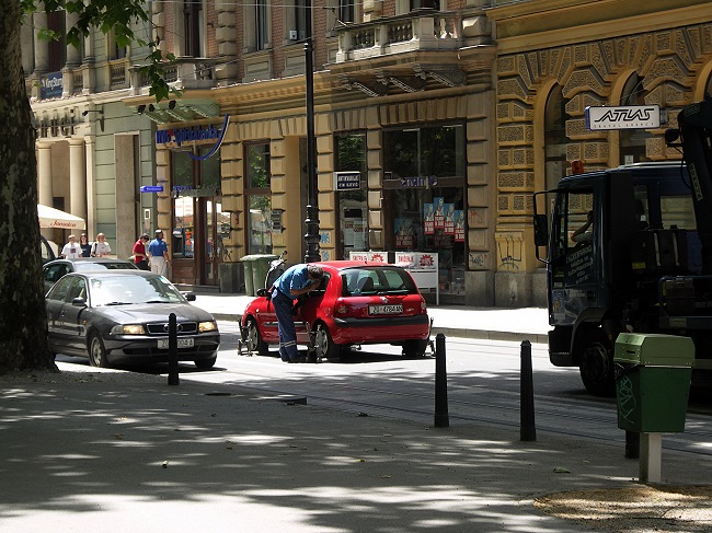 ZAGREB > Abschleppunternehmen