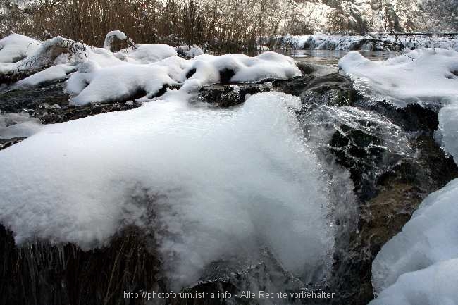 Wintermärchen Plitvice 3