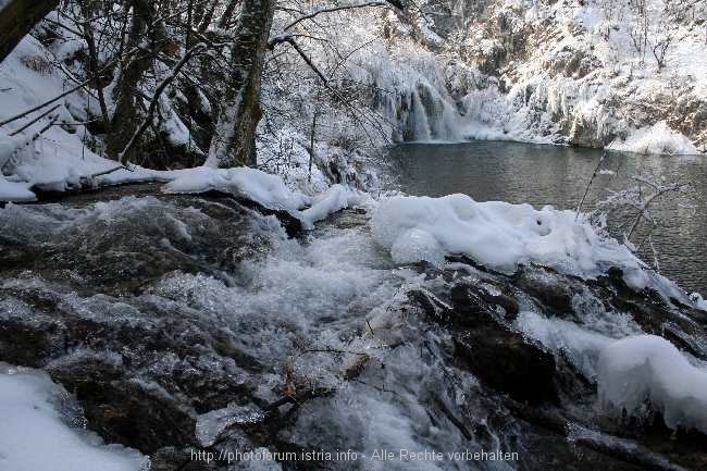 Wintermärchen  Plitvice 7