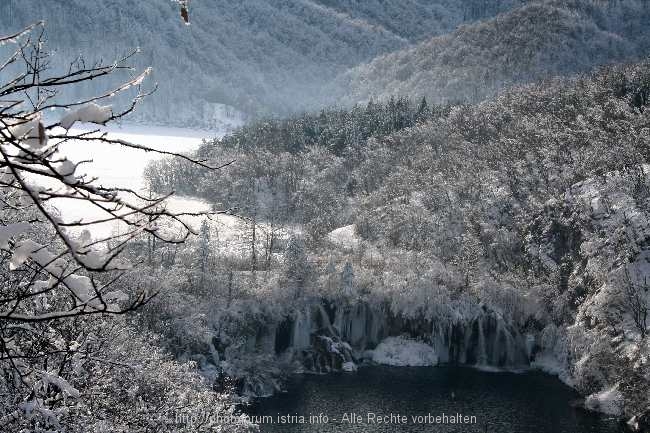 Wintermärchen  Plitvice 10