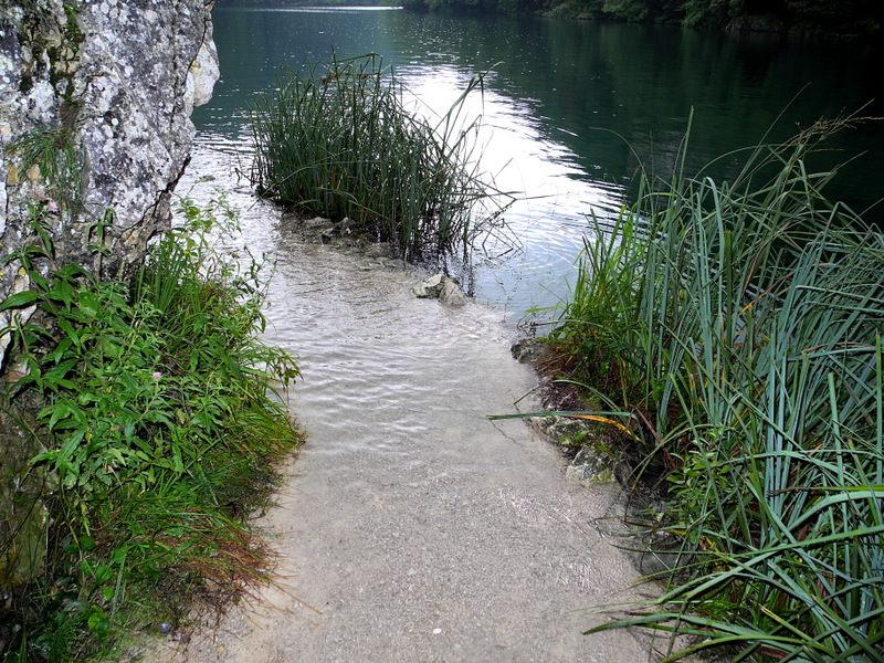 überfluteter Weg