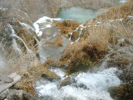 WINTER IM NATIONALPARK PLITVICER SEEN > Sastavci