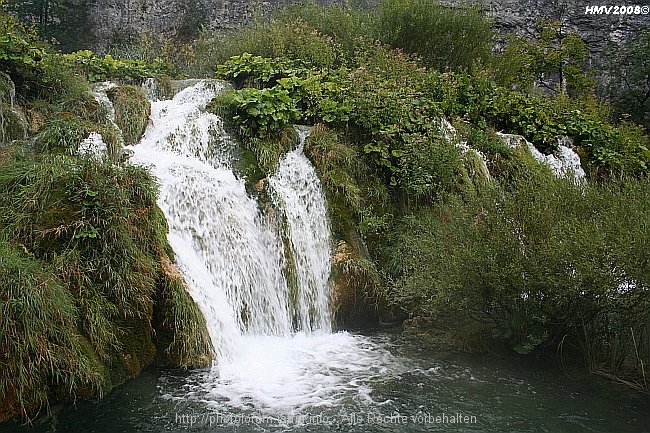 NATIONALPARK PLITVICER SEEN > Jezero Gavanovac > Kalksinterbarriere zum Jezero Kaluderovac