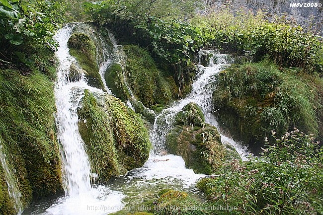 NATIONALPARK PLITVICER SEEN > Jezero Gavanovac > Kalksinterbarriere zum Jezero Kaluderovac