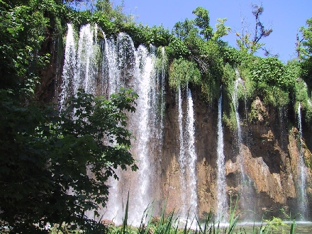 NATIONALPARK PLITVICER SEEN > Prstavci > Toller Wasserfall .....