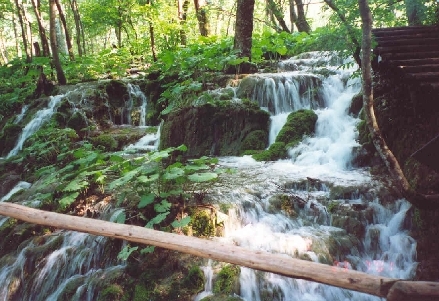 NATIONALPARK PLITVICER SEEN > Burgeti Wasserlandschaft