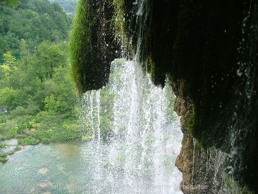 NATIONALPARK PLITVICER SEEN > Wasserfallidylle