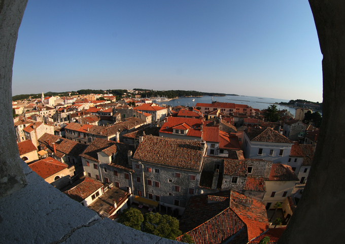 sesom 3 > Glockenturm der Euphrasius-Basilika