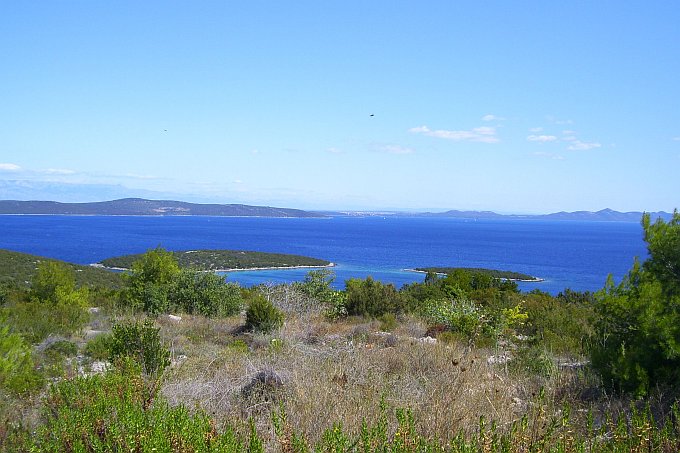 DUGI OTOK > Panoramablick kurz vor Dragove