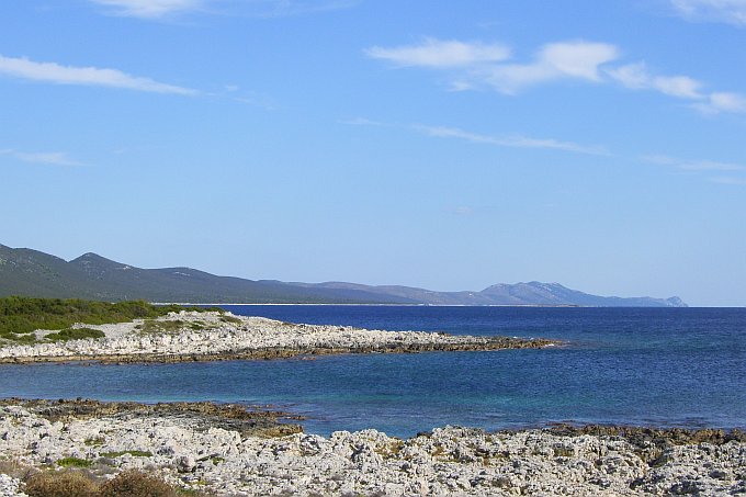 DUGI OTOK > Panorama