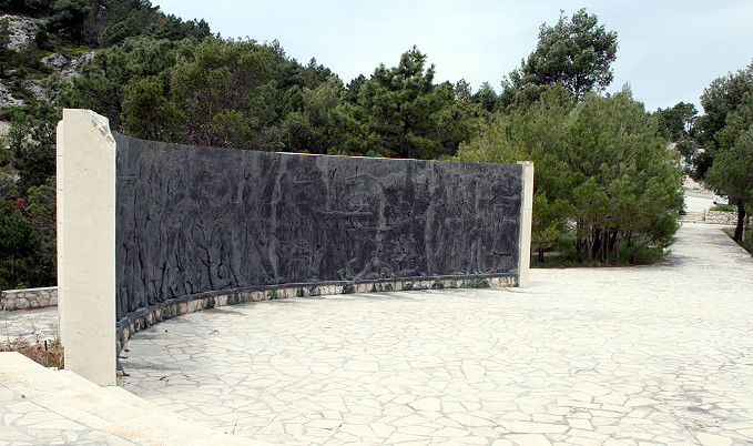 Trstenik Denkmal 2