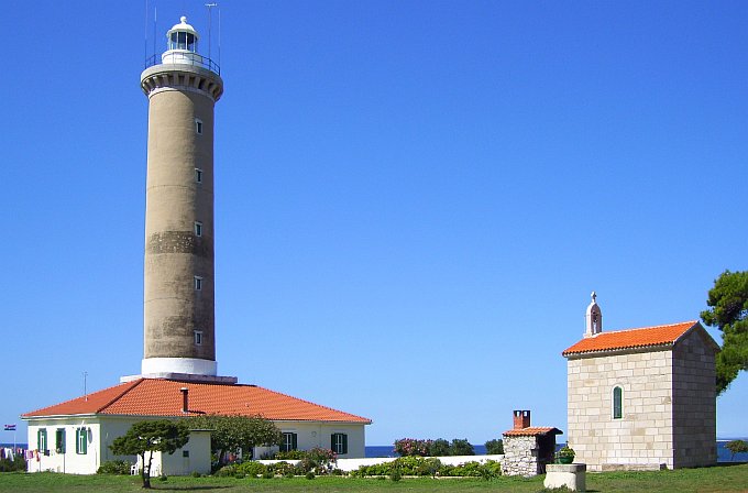 DUGI OTOK > Veli Rat > Leuchtturm