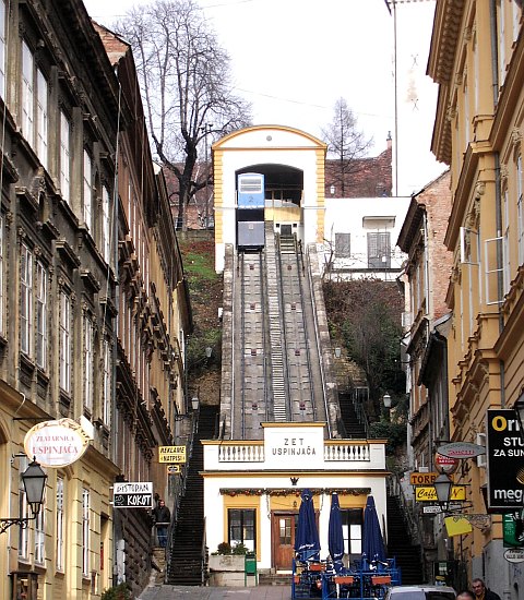 ZAGREB > Seilbahn nach Gradec