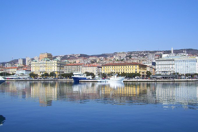 RIJEKA > Hafenpanorama