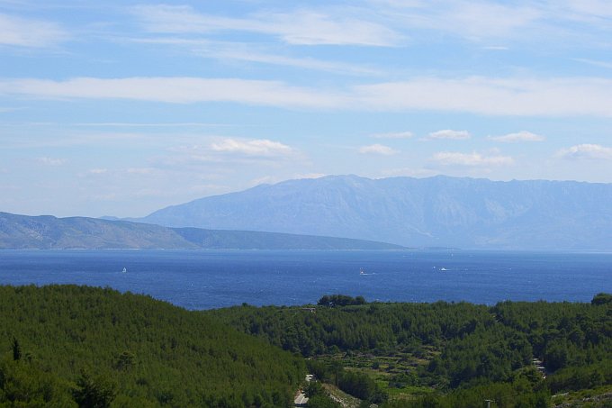 Mitteldalmatien: INSEL HVAR > Blick auf Brac und das Biokovo-Gebirge