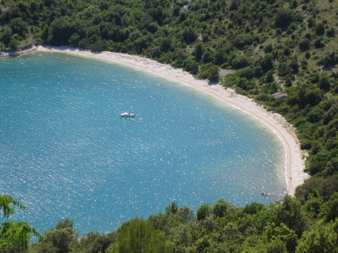 RASA KANAL > unbekannte Bucht bei Rakalj