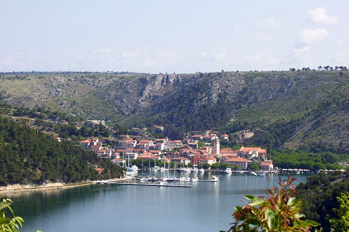 Sibenik-Knin: SKRADIN > "Tor" zum Krka-Nationalpark