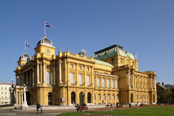 Grad Zagreb: ZAGREB: > Kroatisches Nationaltheater 2