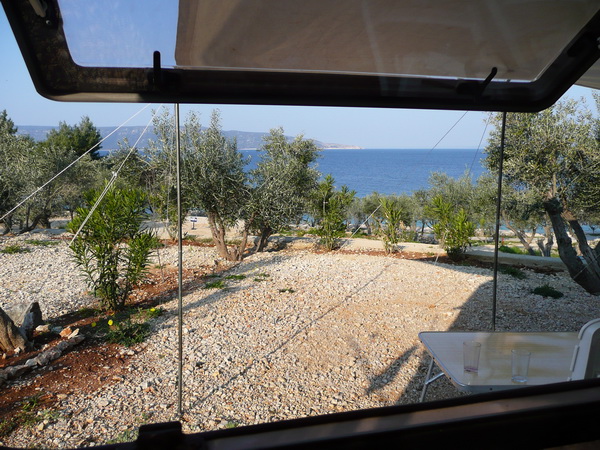 Kvarneric: INSEL CRES > Camping Kovacine