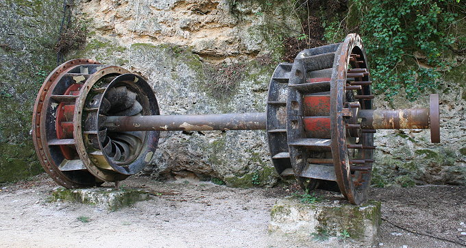 NATIONALPARK KRKA > Wasserkraftwerk von 1885 > Turbine