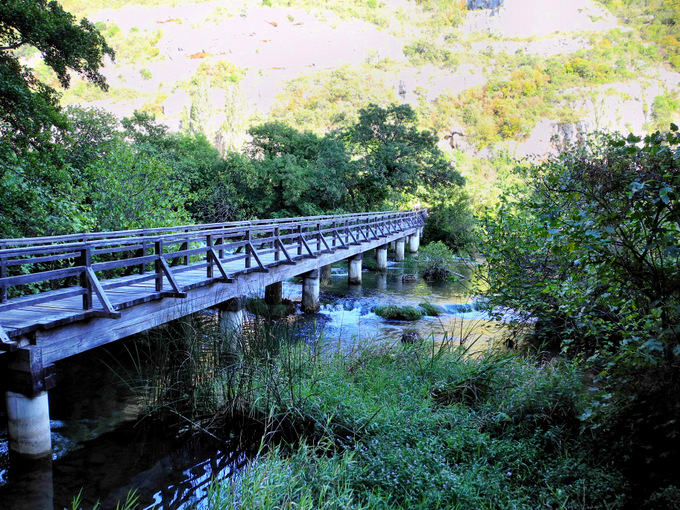 KRKA NATIONALPARK > Brücke am Roski slap