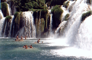 KRKA NATIONALPARK > Krka-Wasserfälle > Badestelle