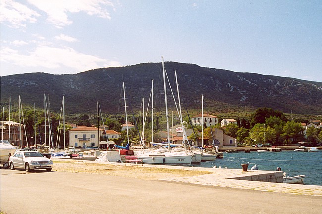 Otok LOSINJ > Nerezine > Hafen