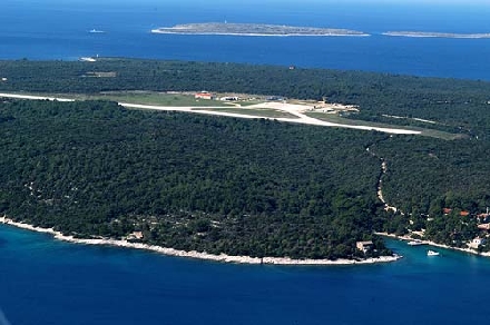 Otok Losinj > Flughafen > Strand