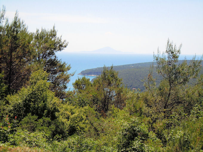 Istrien: KRNICA > Blick auf Mali Losinj