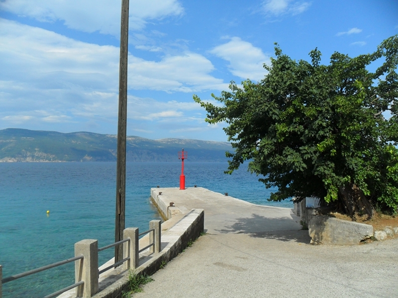 * Insel Krk: GLAVOTOK > Anleger mit Leuchtturm