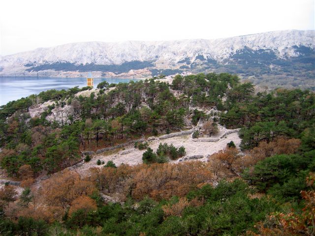 Kvarner: BASKA auf KRK > Wanderweg zum Mond3