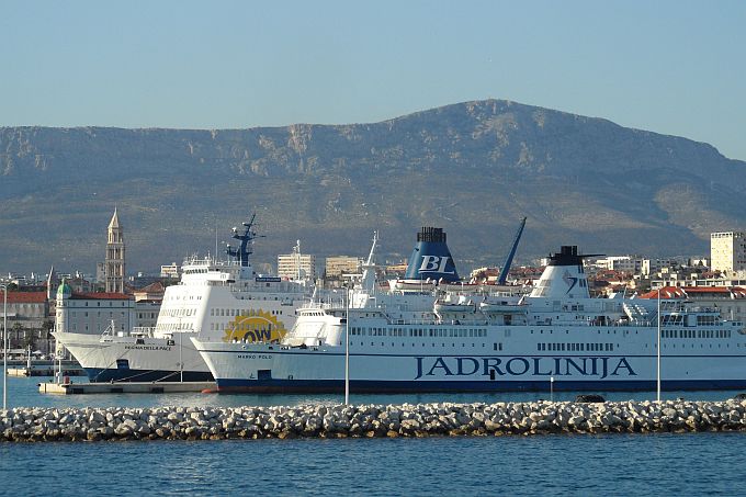 Dalmatien: SPLIT > Verkehrsknotenpunkt