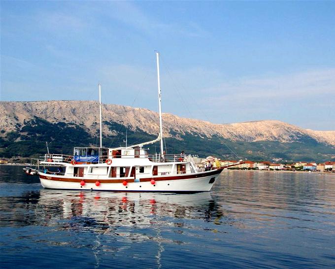 Kvarner: Bucht von BASKA > Inselhüpfen mit Bike und Boot