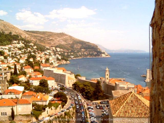 DUBROVNIK > Altstadt > Stadtmauerausblick