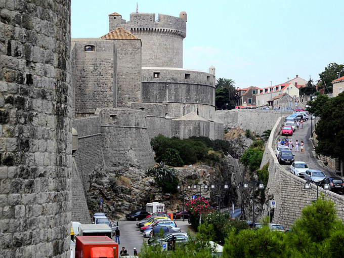 DUBROVNIK > Stadtmauer